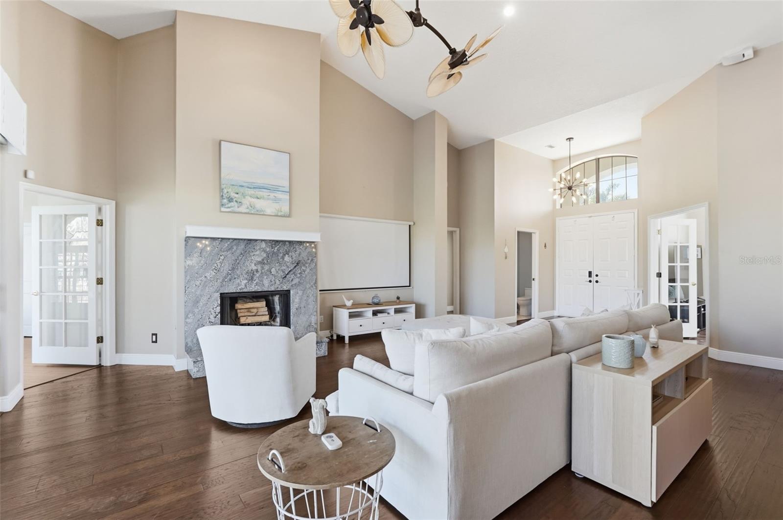 Image 15 of 64 For 909 Allegro Lane