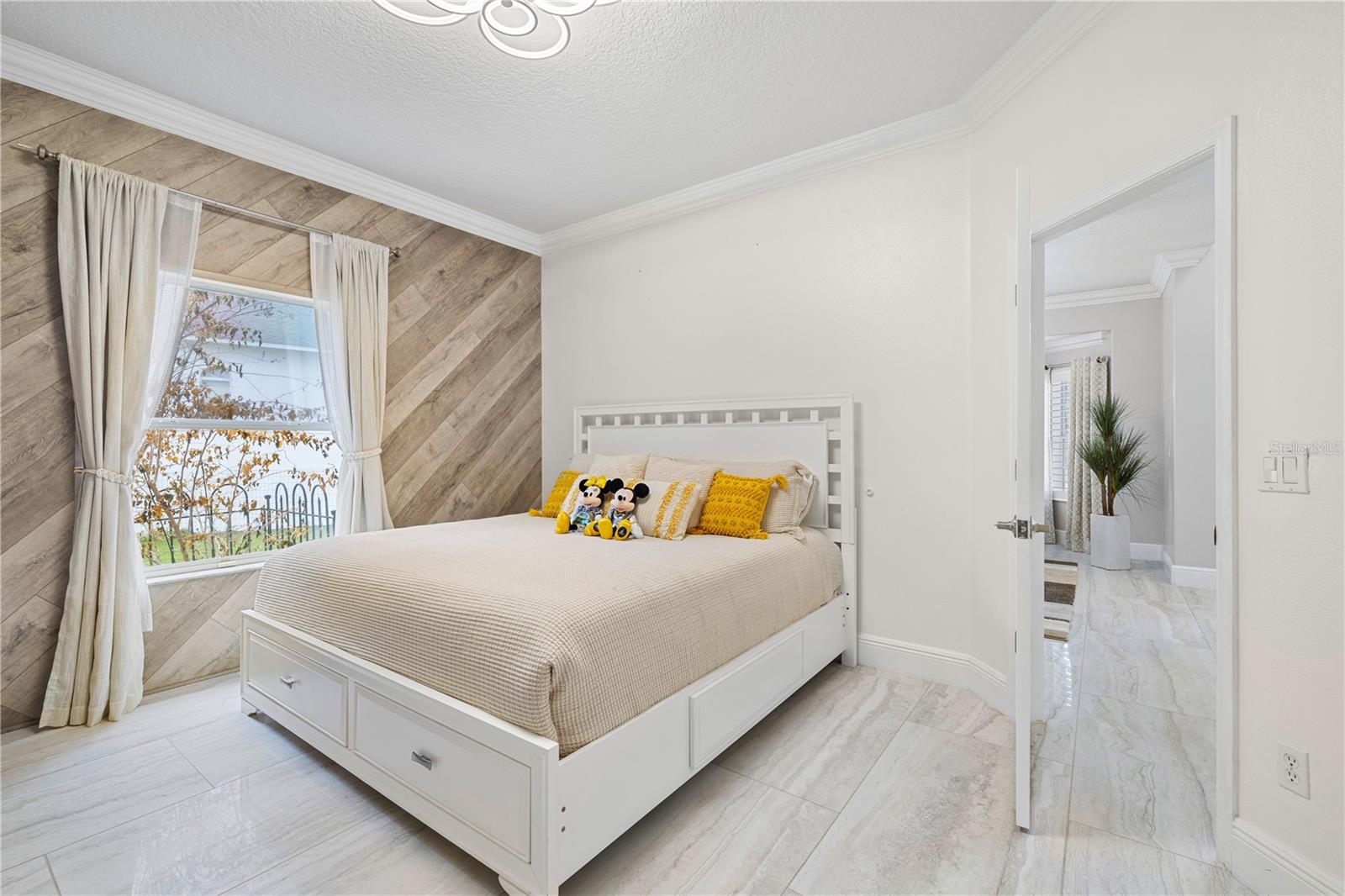 Image 33 of 68 For 2131 Tall Oak Drive