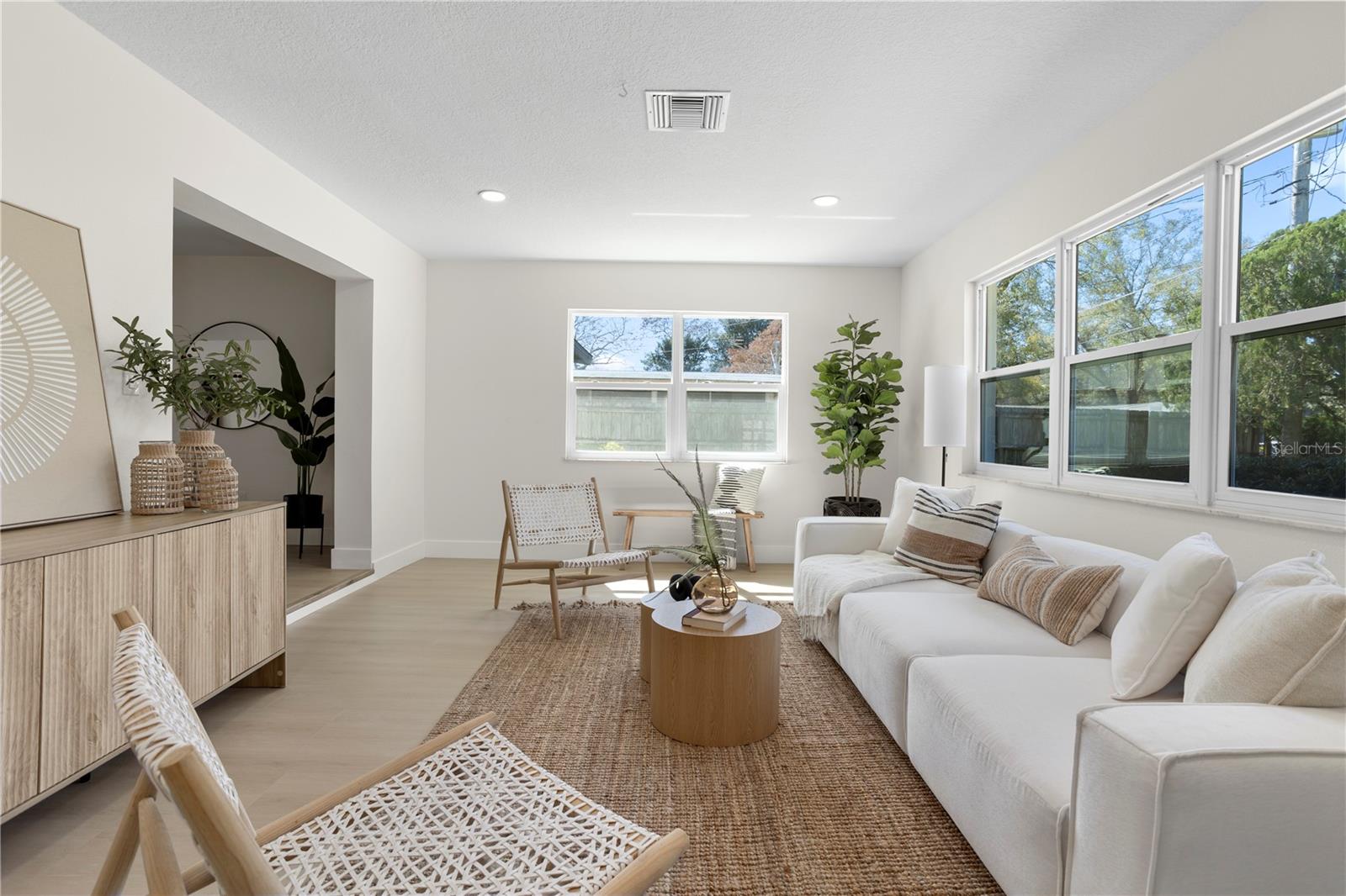 Image 18 of 40 For 1628 Larkin Avenue