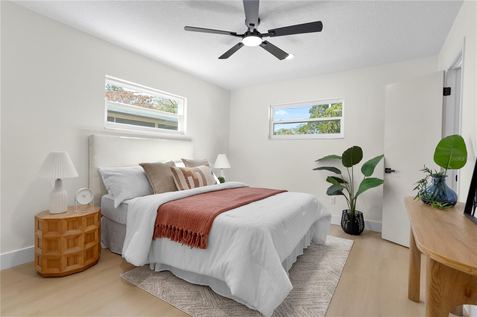 Image 20 of 40 For 1628 Larkin Avenue