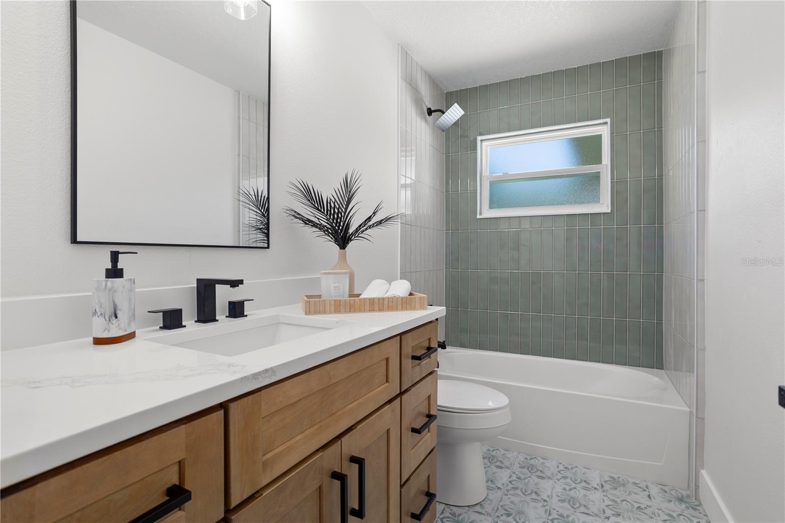 Image 28 of 40 For 1628 Larkin Avenue