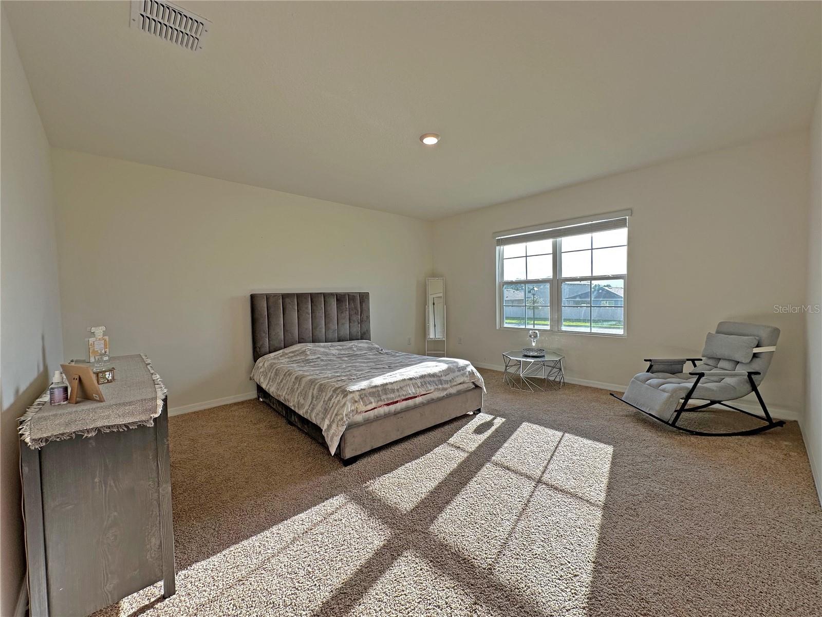 Image 14 of 23 For 6988 Botanic Boulevard