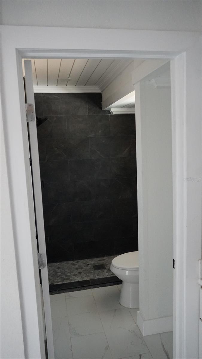 Image 13 of 17 For 18434 Goodman Circle