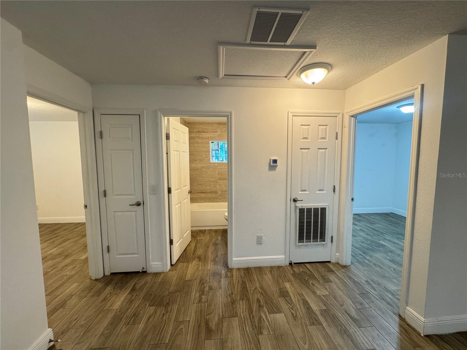 Image 10 of 26 For 708 Bon Air Street