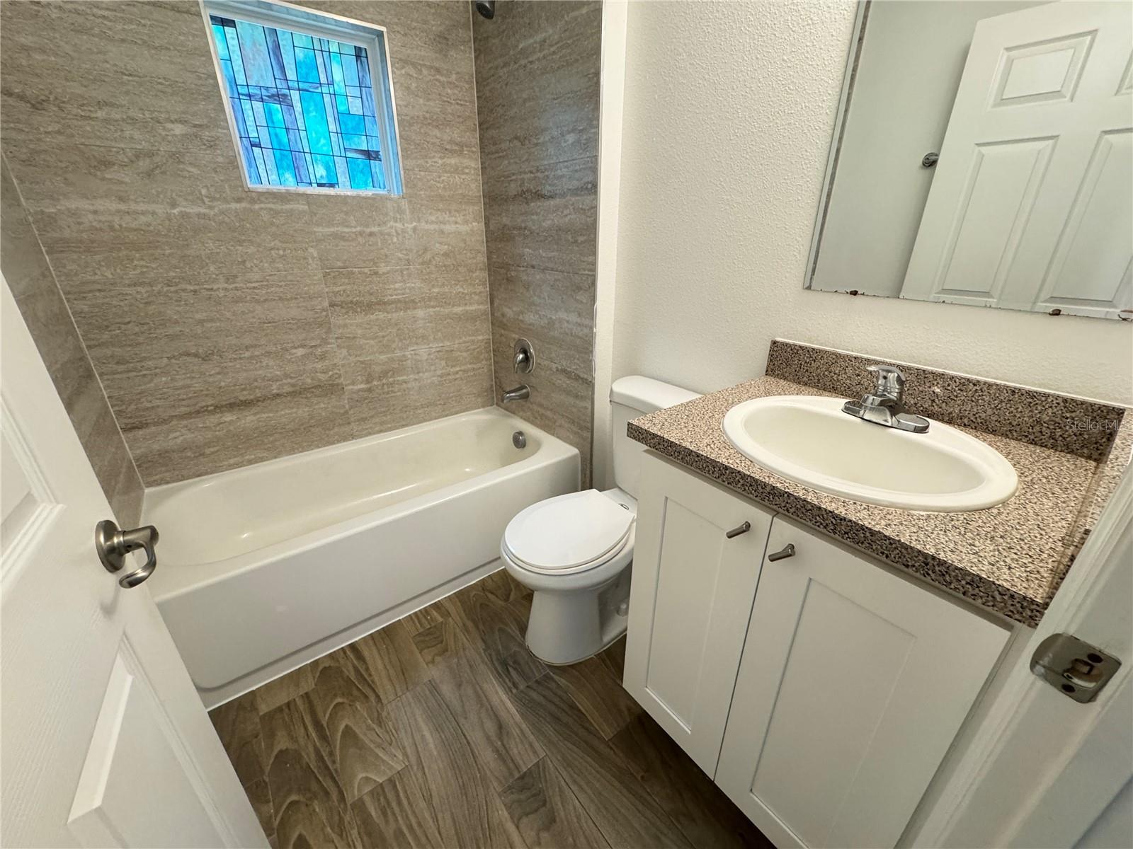 Image 15 of 26 For 708 Bon Air Street