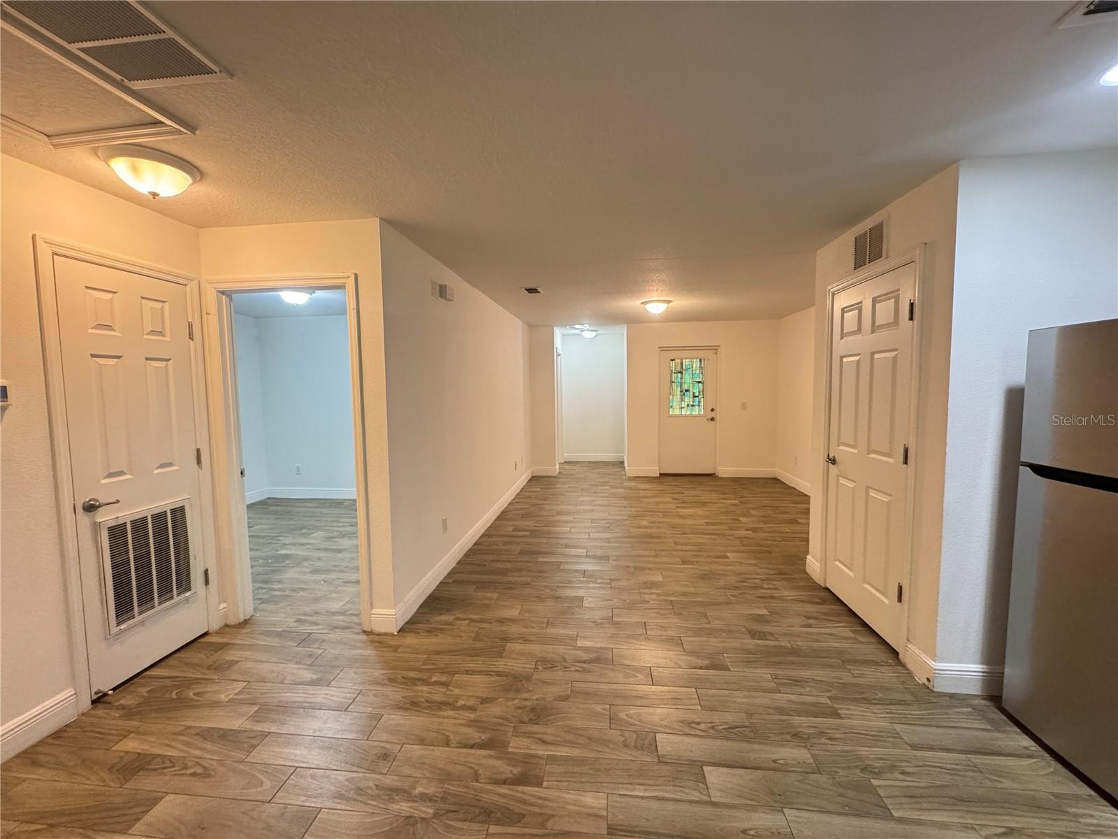 Image 8 of 26 For 708 Bon Air Street