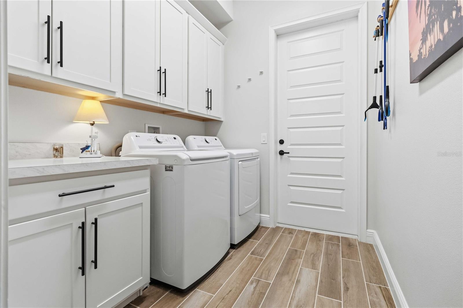 Image 24 of 44 For 3705 Kite Street