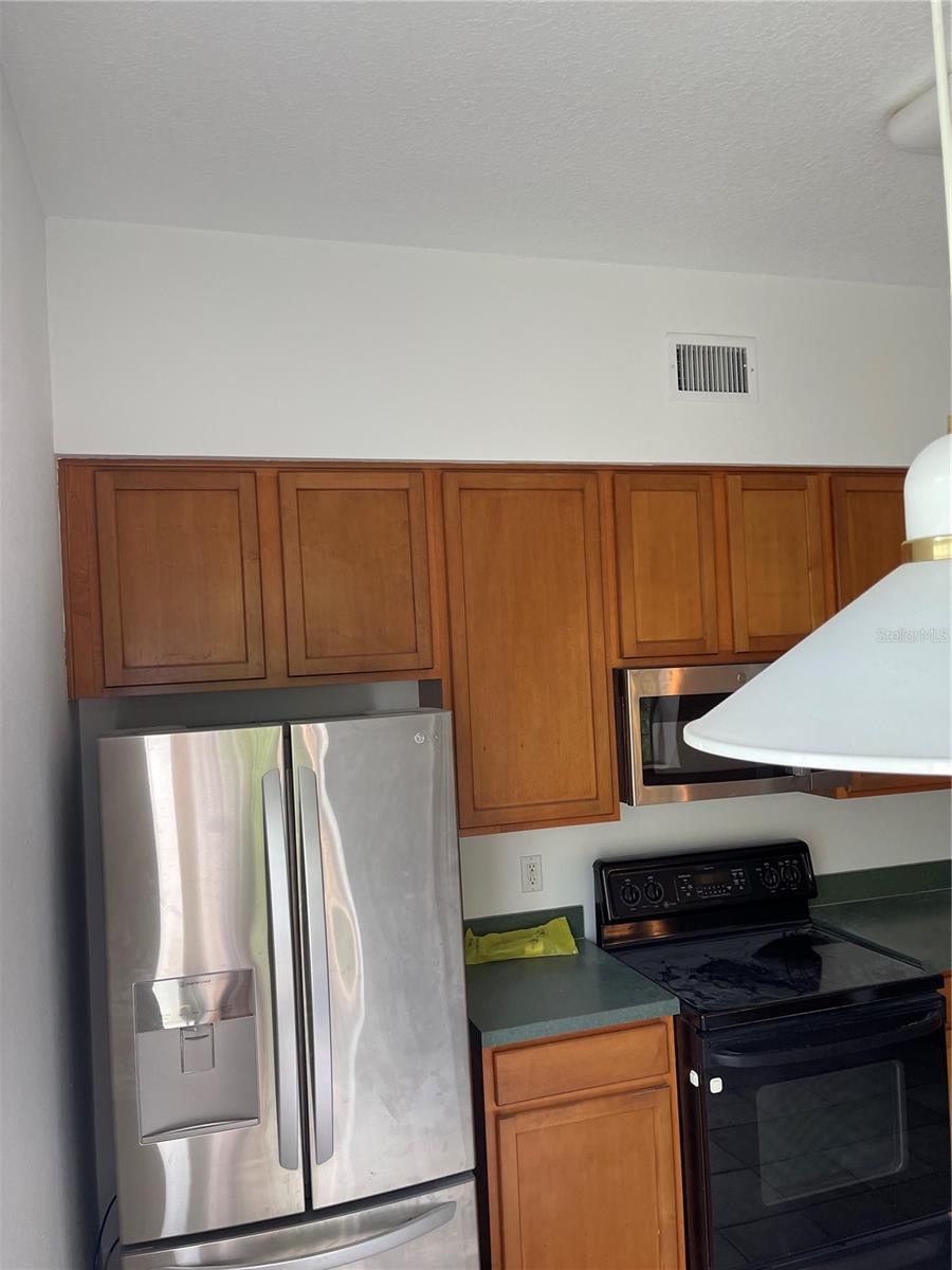 Image 12 of 40 For 7617 Bay Port Road 57