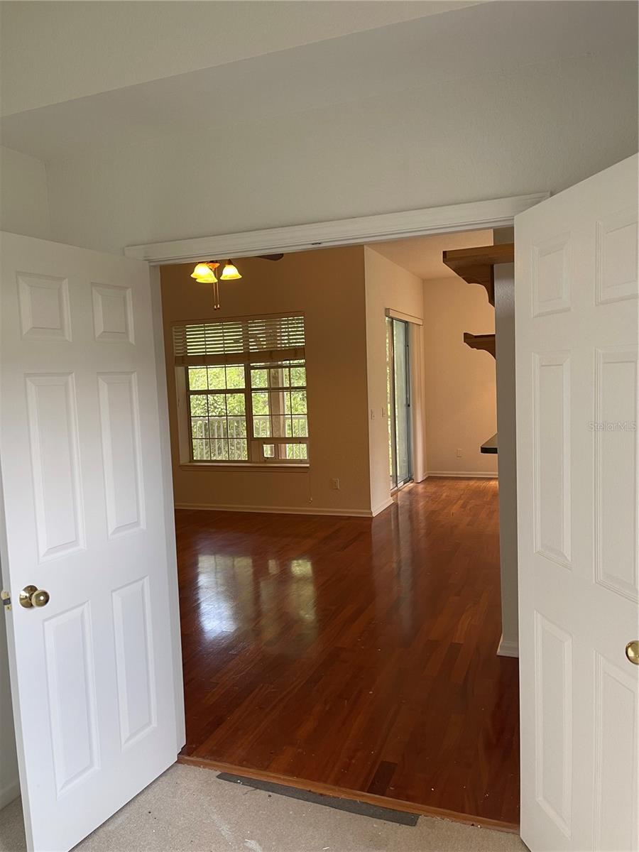 Image 33 of 40 For 7617 Bay Port Road 57