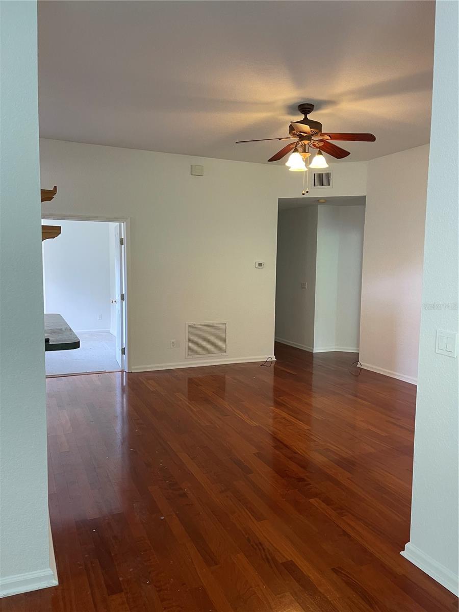 Image 39 of 40 For 7617 Bay Port Road 57