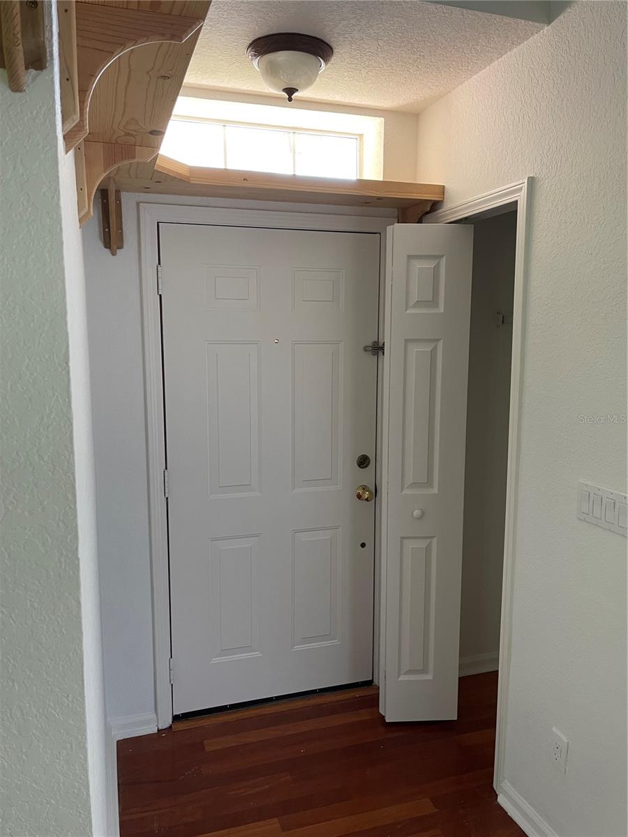 Image 6 of 40 For 7617 Bay Port Road 57