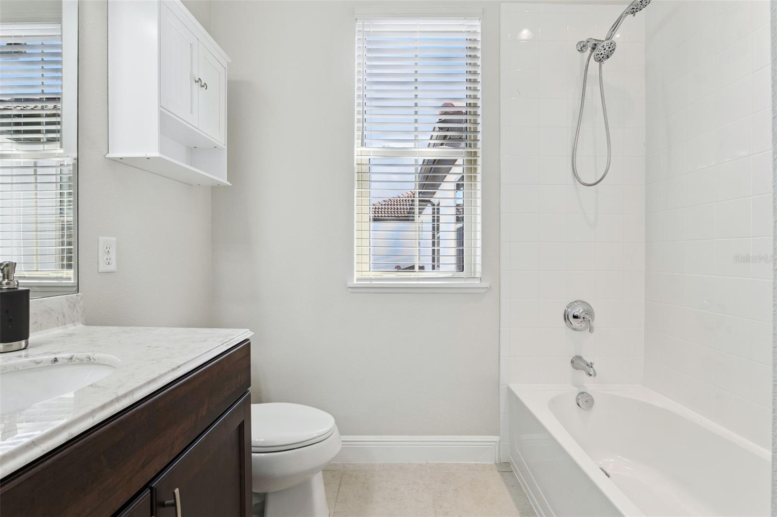 Image 26 of 58 For 8901 Lakeshore Pointe Drive