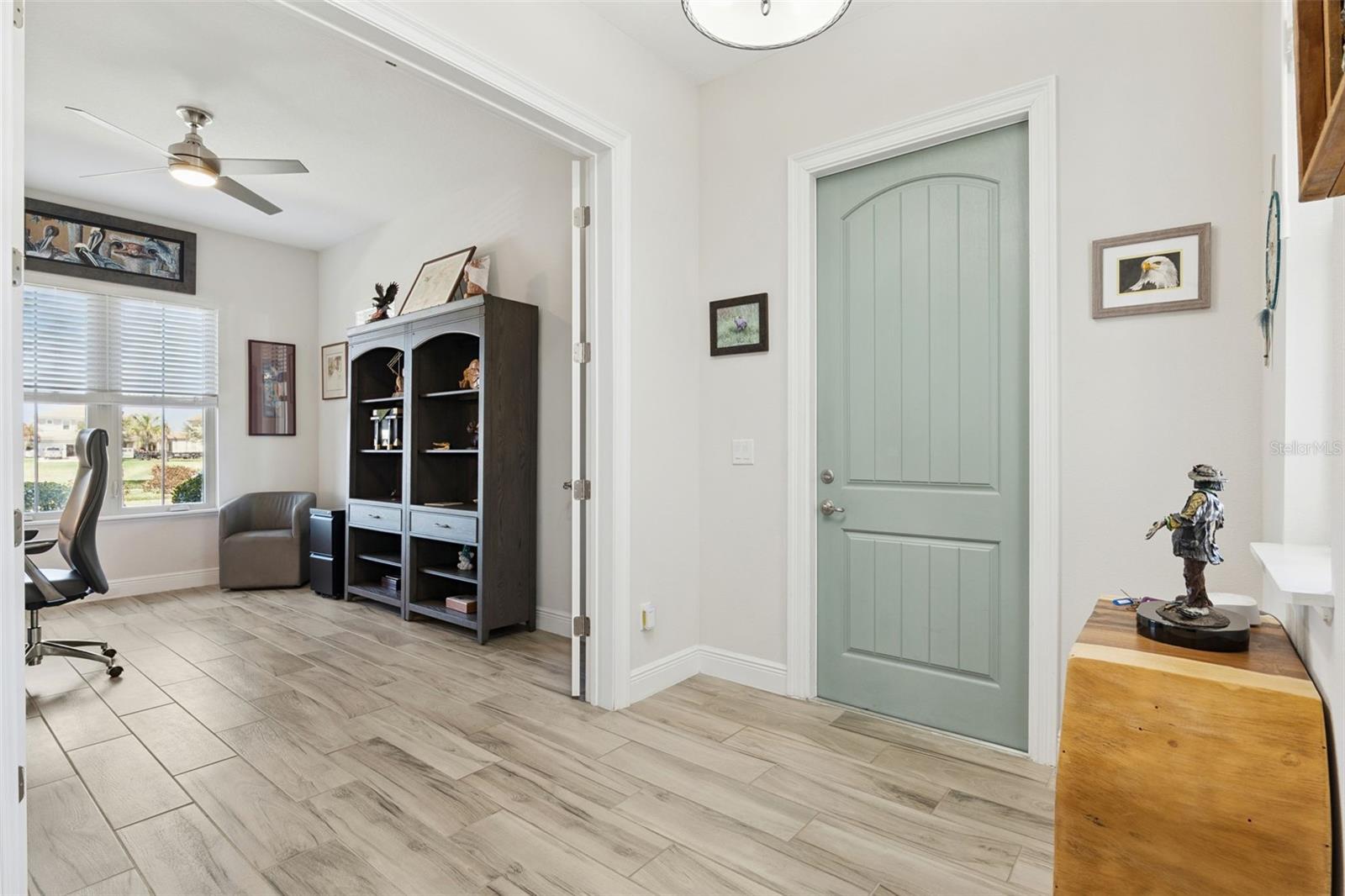 Image 5 of 58 For 8901 Lakeshore Pointe Drive