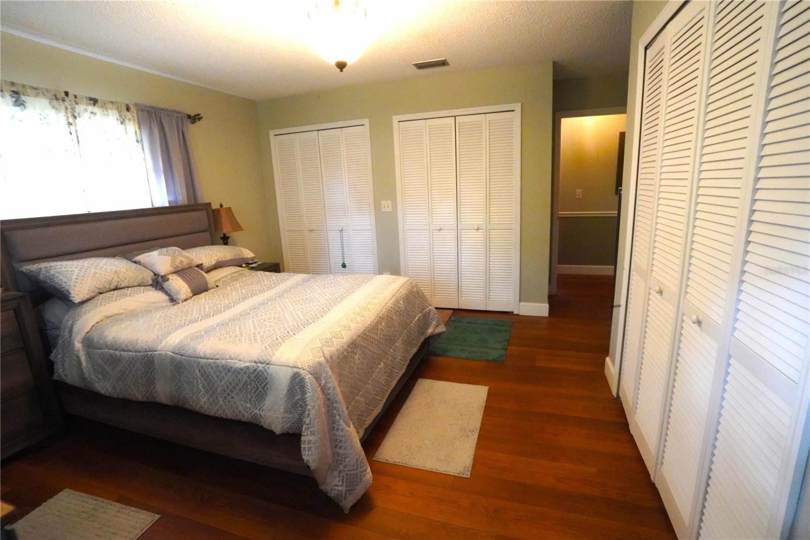 Image 20 of 50 For 166 23rd Avenue