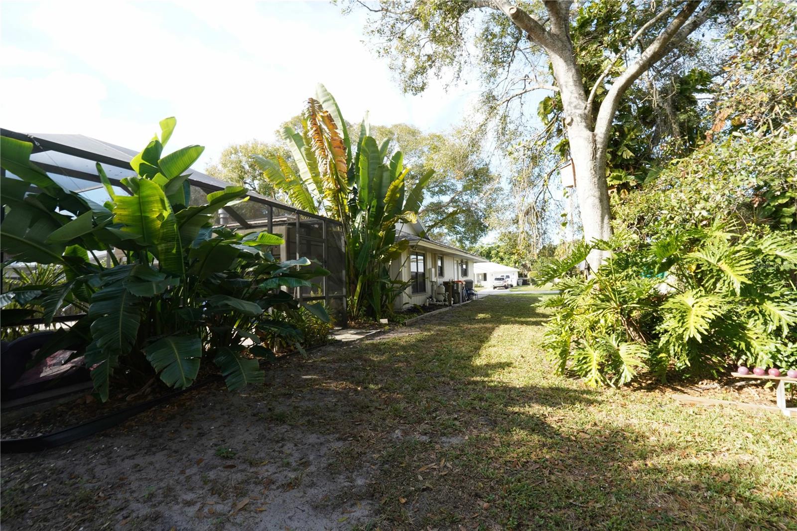 Image 43 of 50 For 166 23rd Avenue