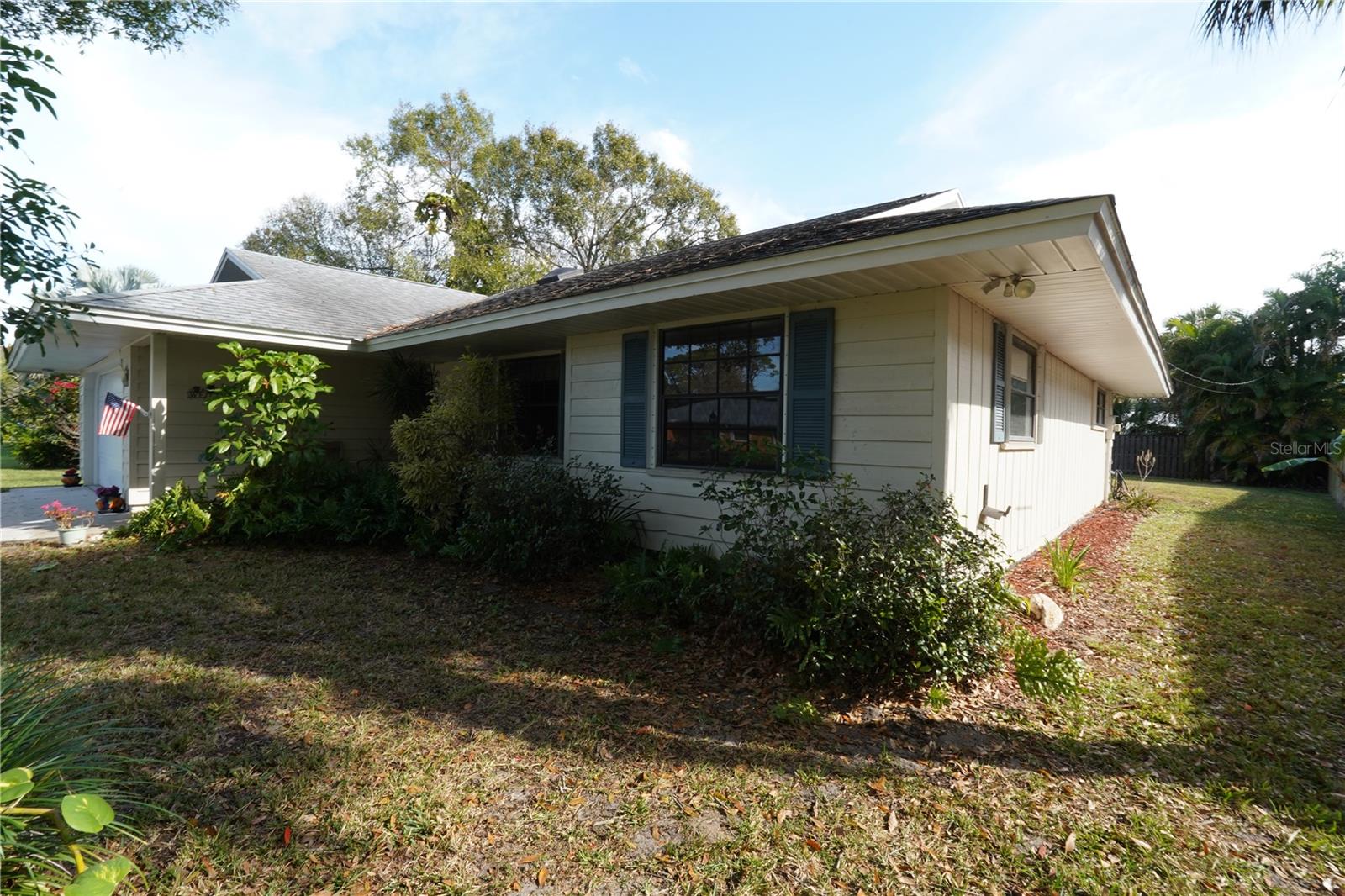 Image 5 of 50 For 166 23rd Avenue