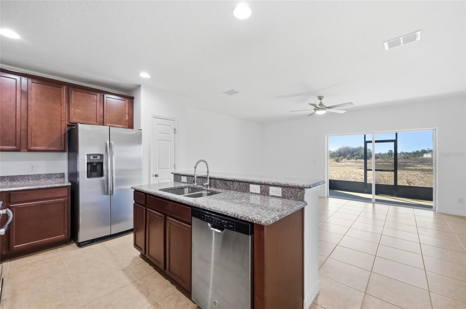 Image 10 of 48 For 196 Primrose Drive