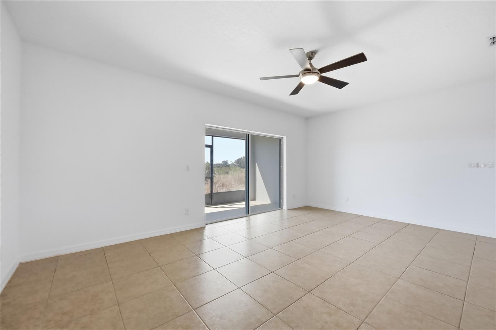 Image 16 of 48 For 196 Primrose Drive