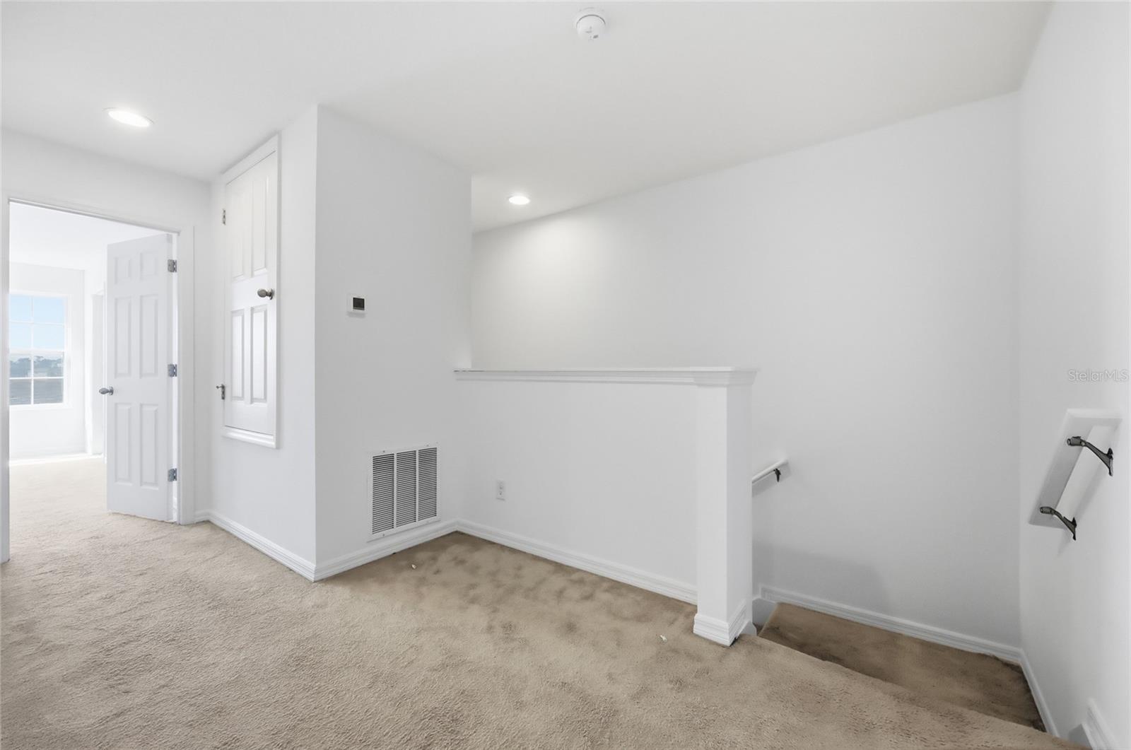 Image 19 of 48 For 196 Primrose Drive