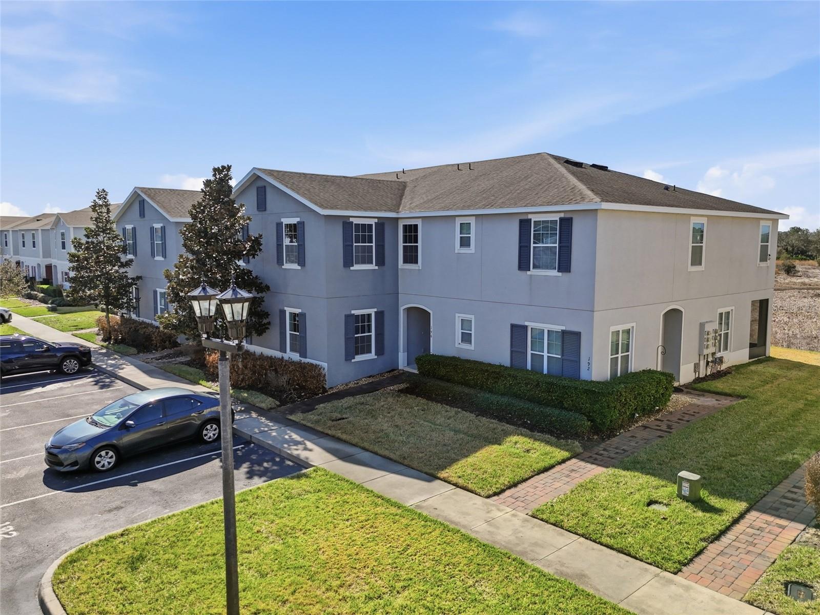 Image 6 of 48 For 196 Primrose Drive