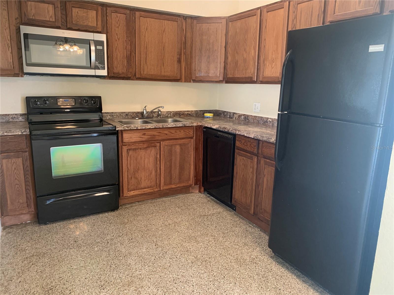 Image 7 of 23 For 202 Bamboo Drive