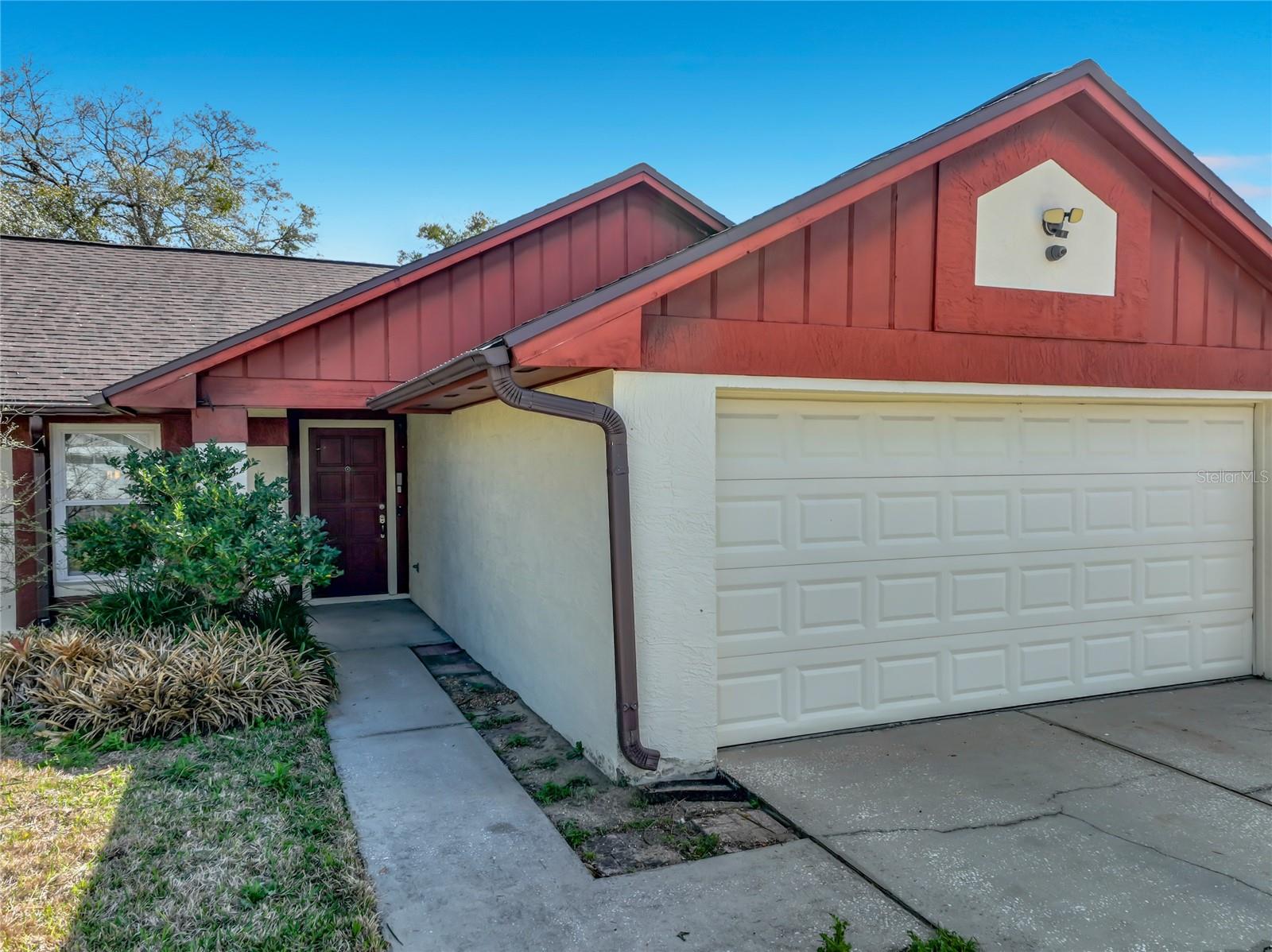 Image 2 of 39 For 2843 Danforth Drive