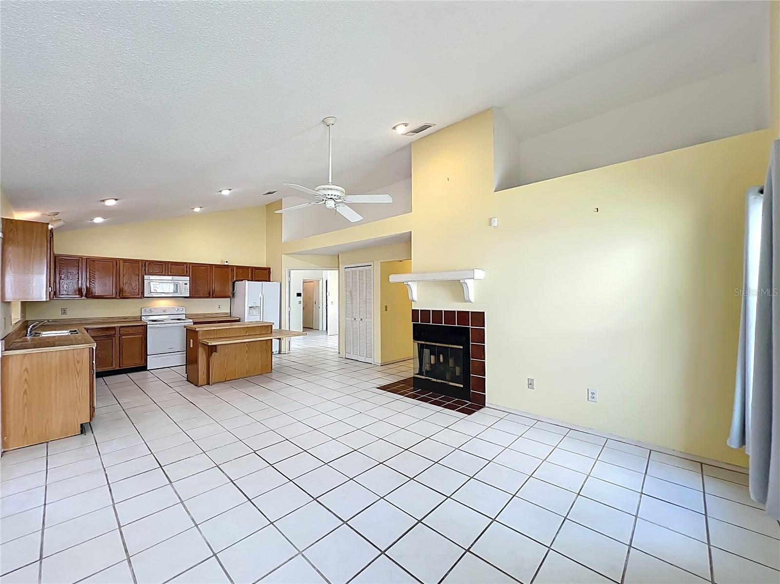 Image 9 of 39 For 2843 Danforth Drive