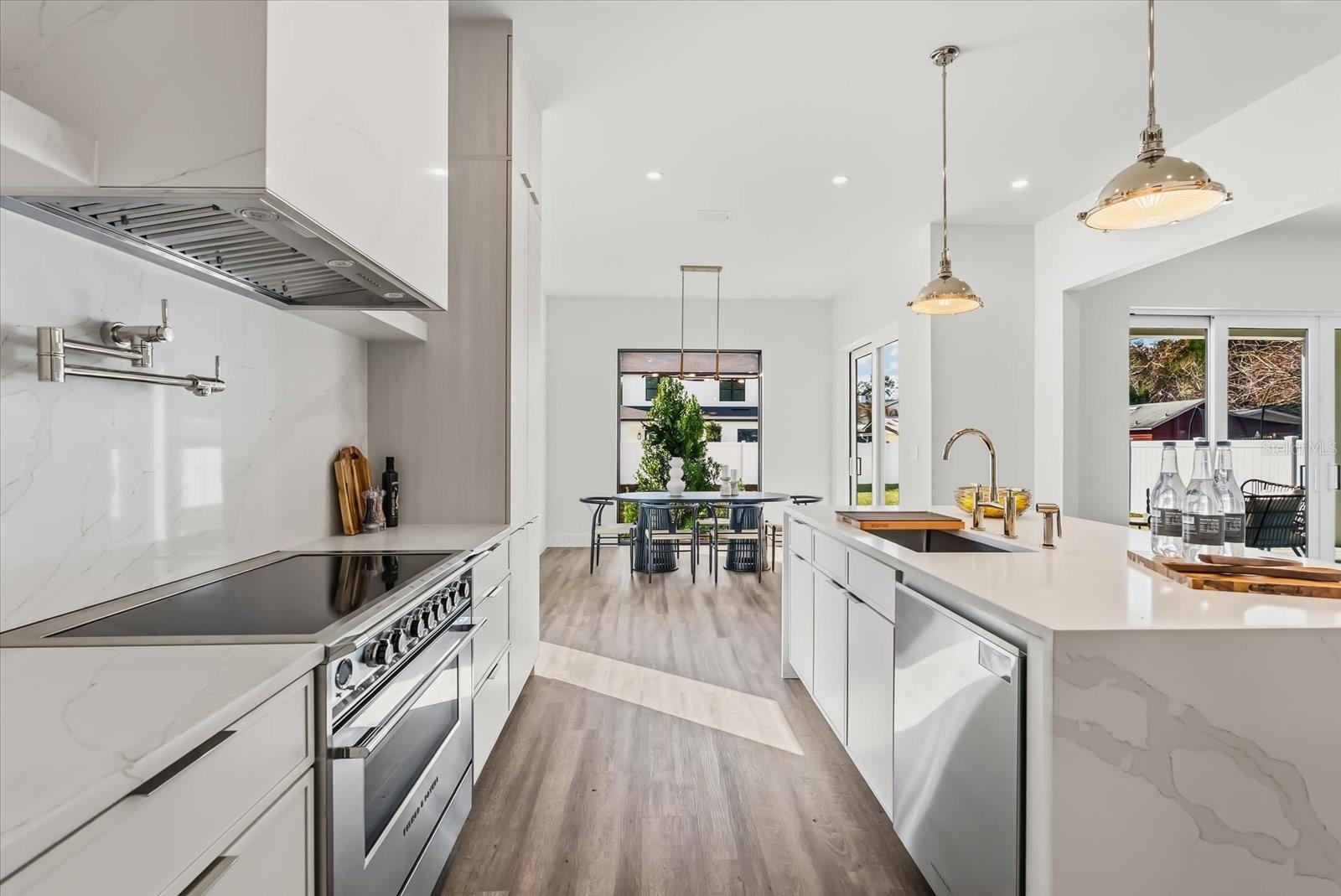 Image 20 of 40 For 1320 Cloverlawn Avenue