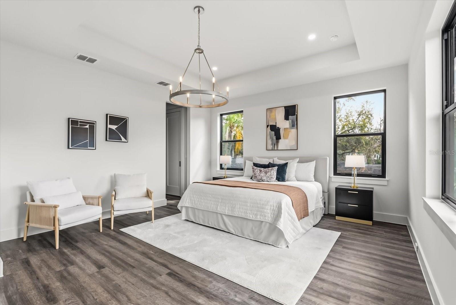 Image 23 of 40 For 1320 Cloverlawn Avenue