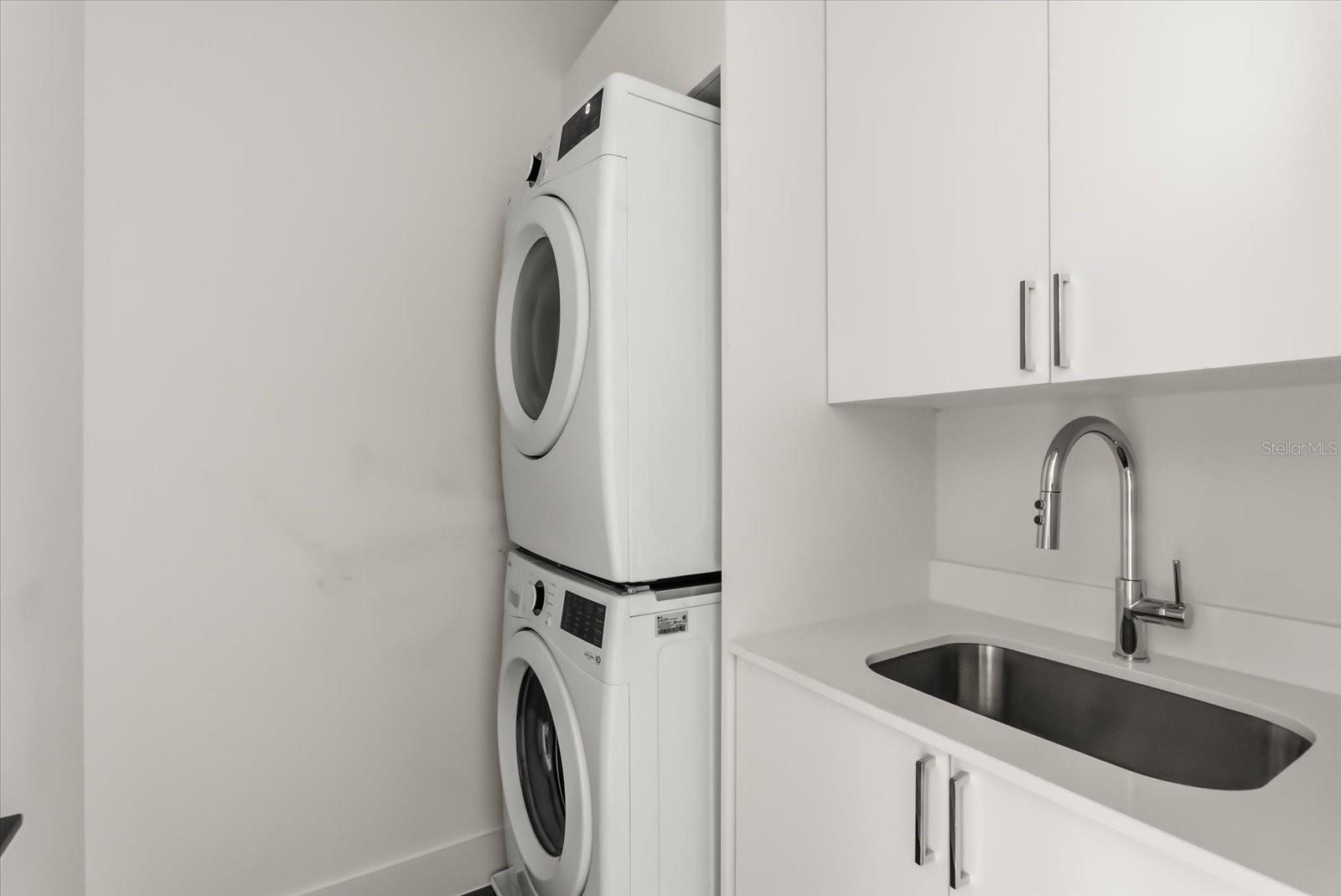 Image 30 of 40 For 1320 Cloverlawn Avenue