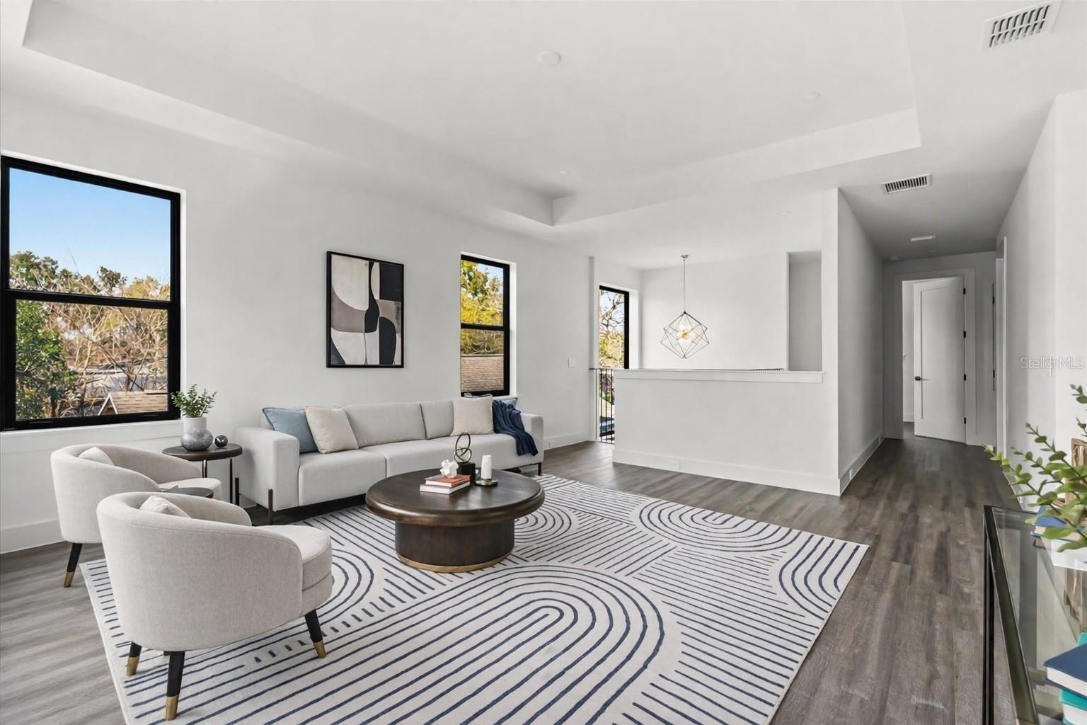 Image 37 of 40 For 1320 Cloverlawn Avenue