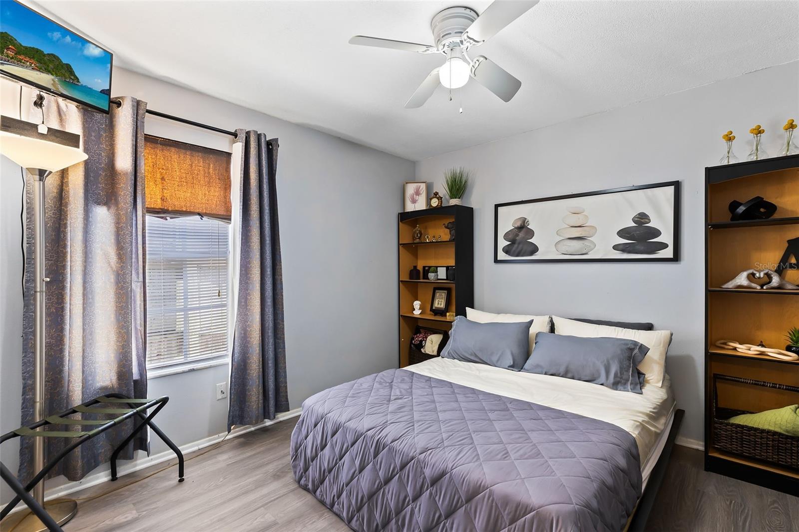 Image 10 of 30 For 9808 Surrey Ridge Road