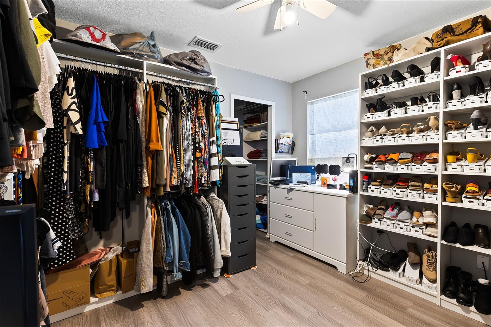 Image 13 of 30 For 9808 Surrey Ridge Road