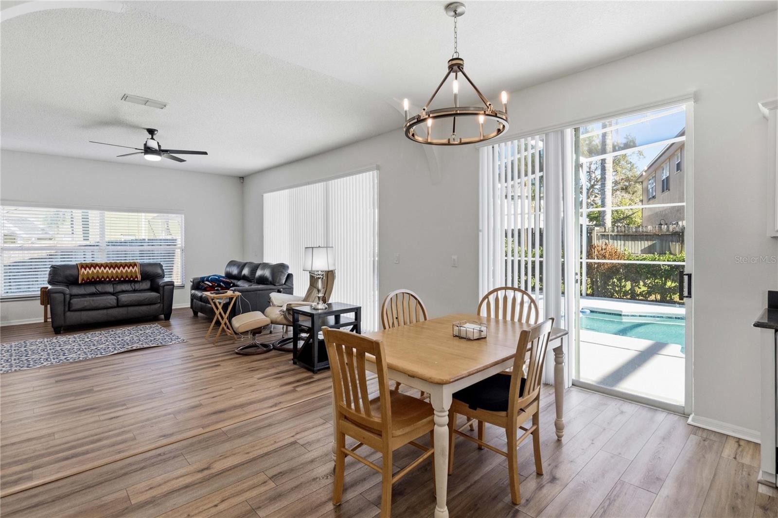 Image 13 of 52 For 2419 Point O Woods Court