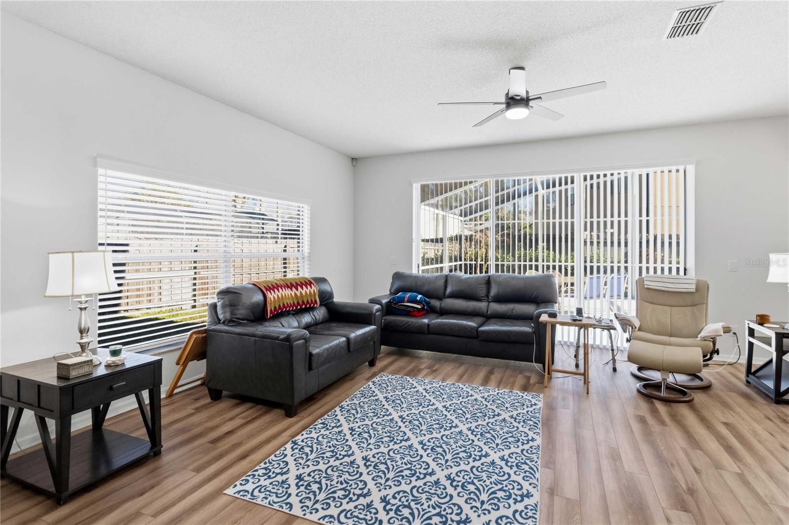 Image 14 of 52 For 2419 Point O Woods Court