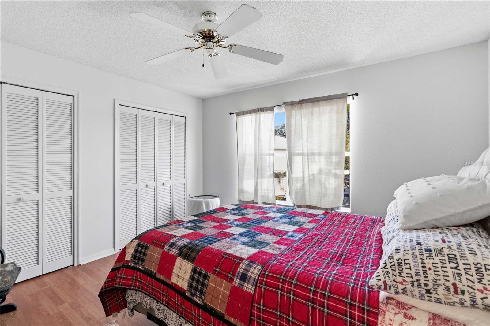 Image 25 of 52 For 2419 Point O Woods Court