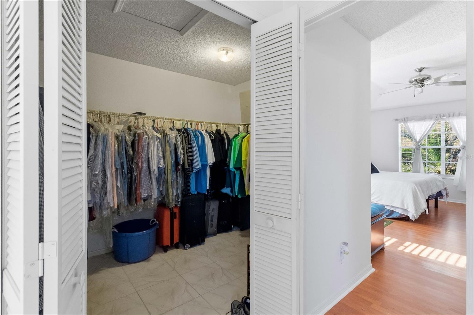 Image 37 of 52 For 2419 Point O Woods Court