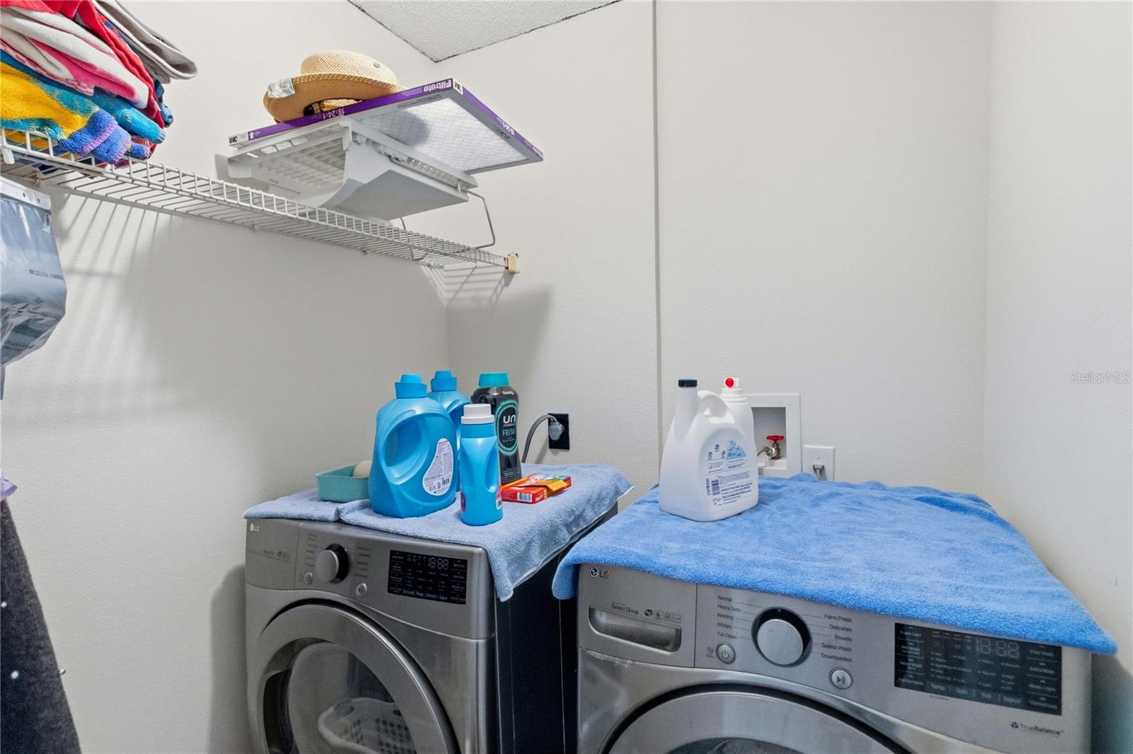 Image 38 of 52 For 2419 Point O Woods Court