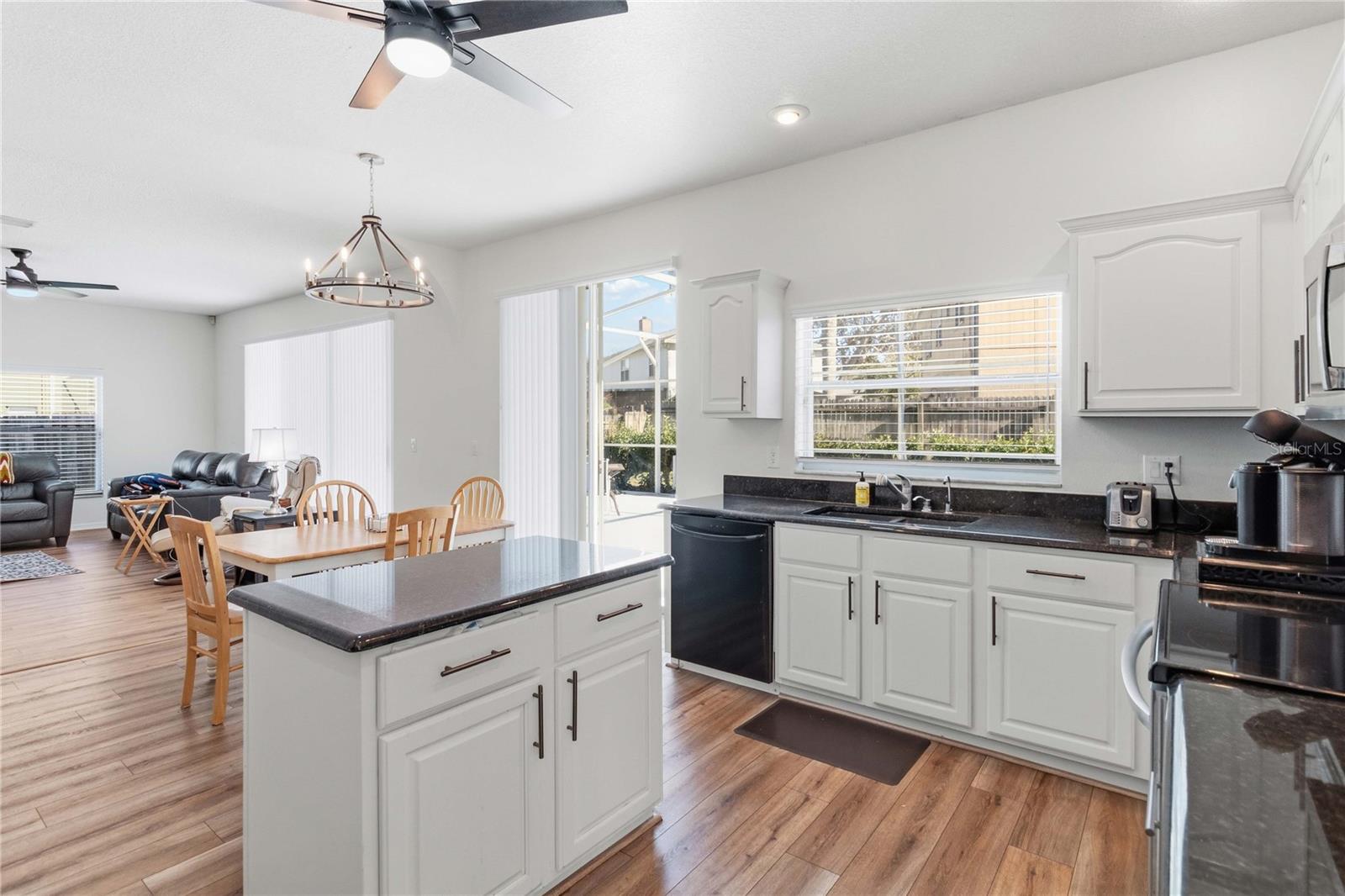 Image 8 of 52 For 2419 Point O Woods Court