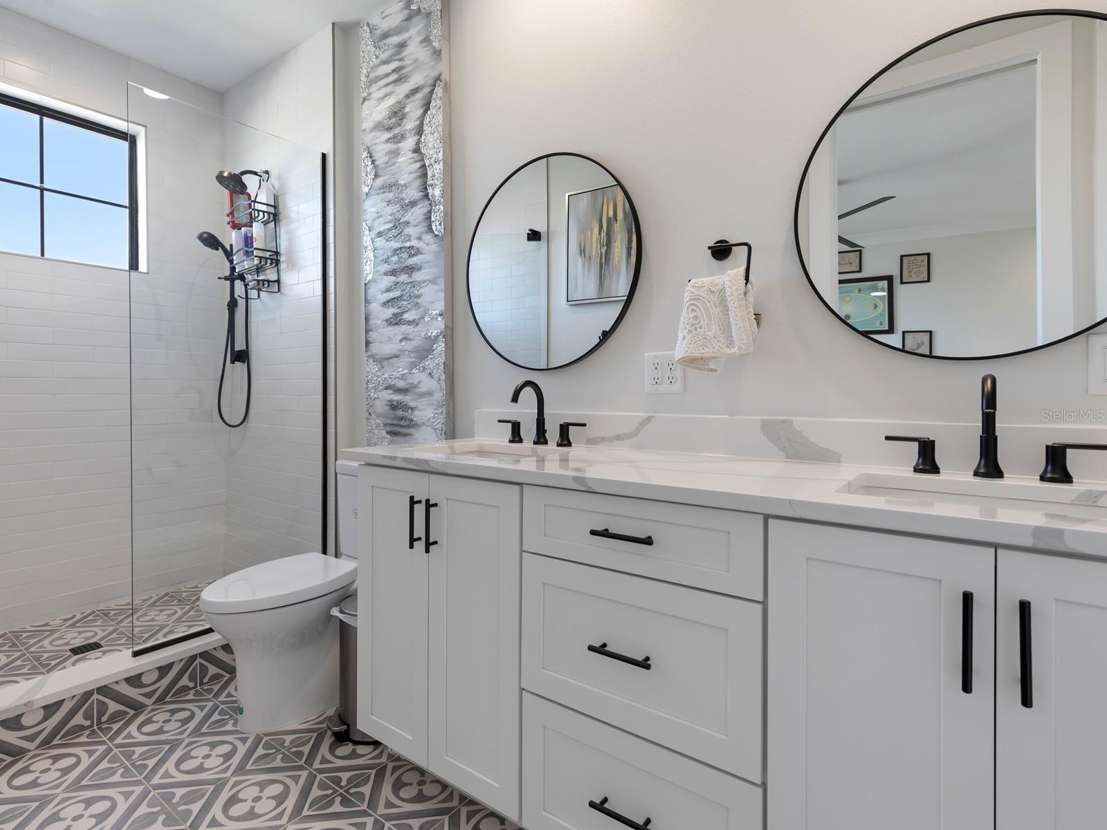 Image 21 of 38 For 64 Park Avenue