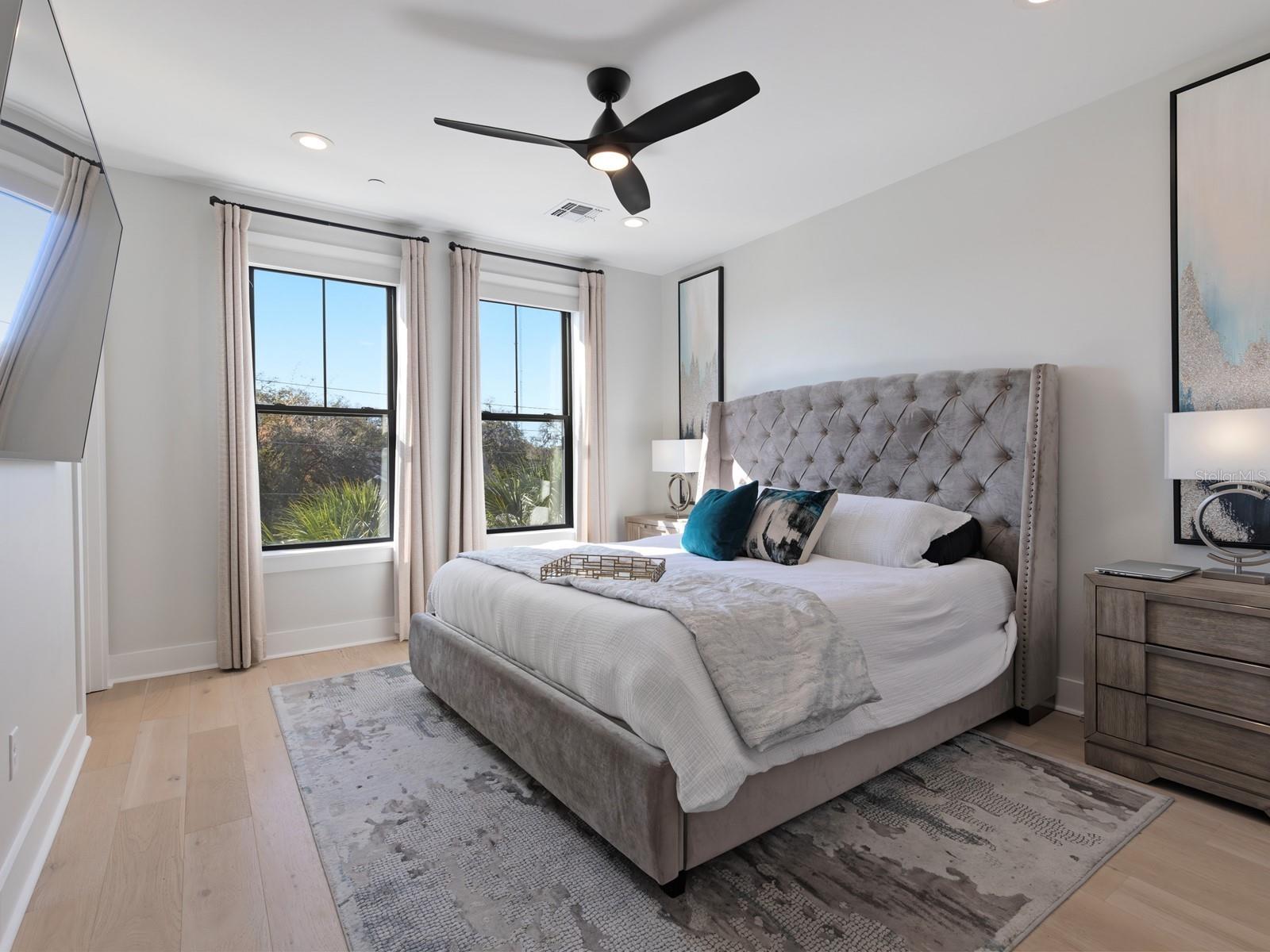 Image 24 of 38 For 64 Park Avenue