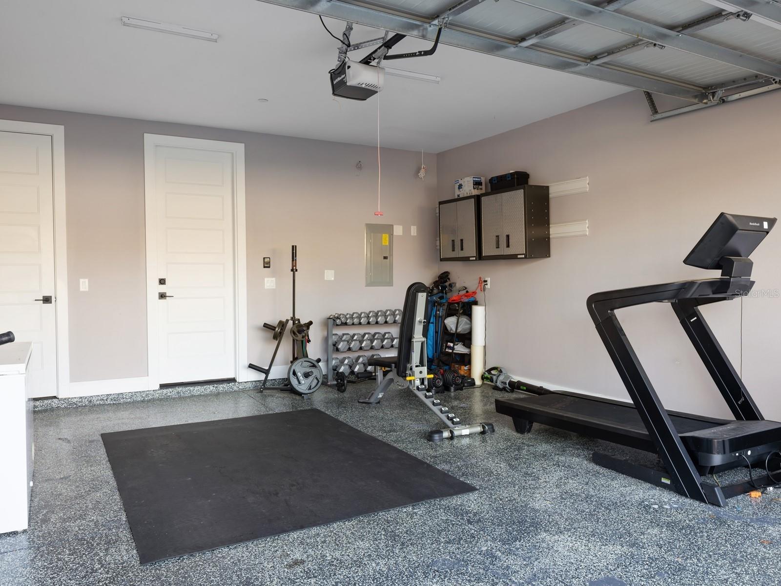 Image 29 of 38 For 64 Park Avenue