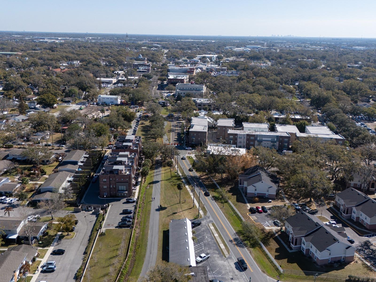 Image 33 of 38 For 64 Park Avenue