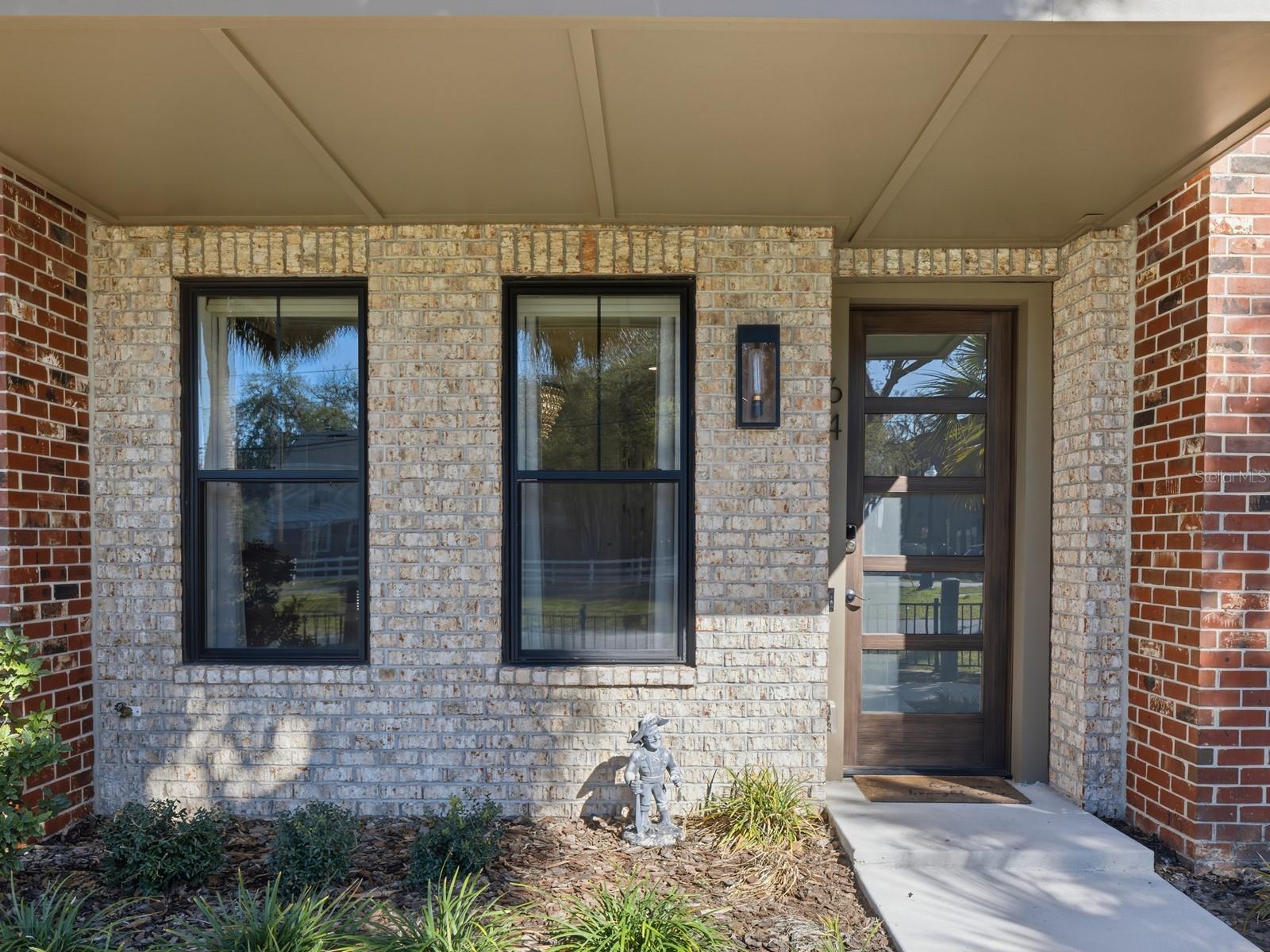 Image 4 of 38 For 64 Park Avenue