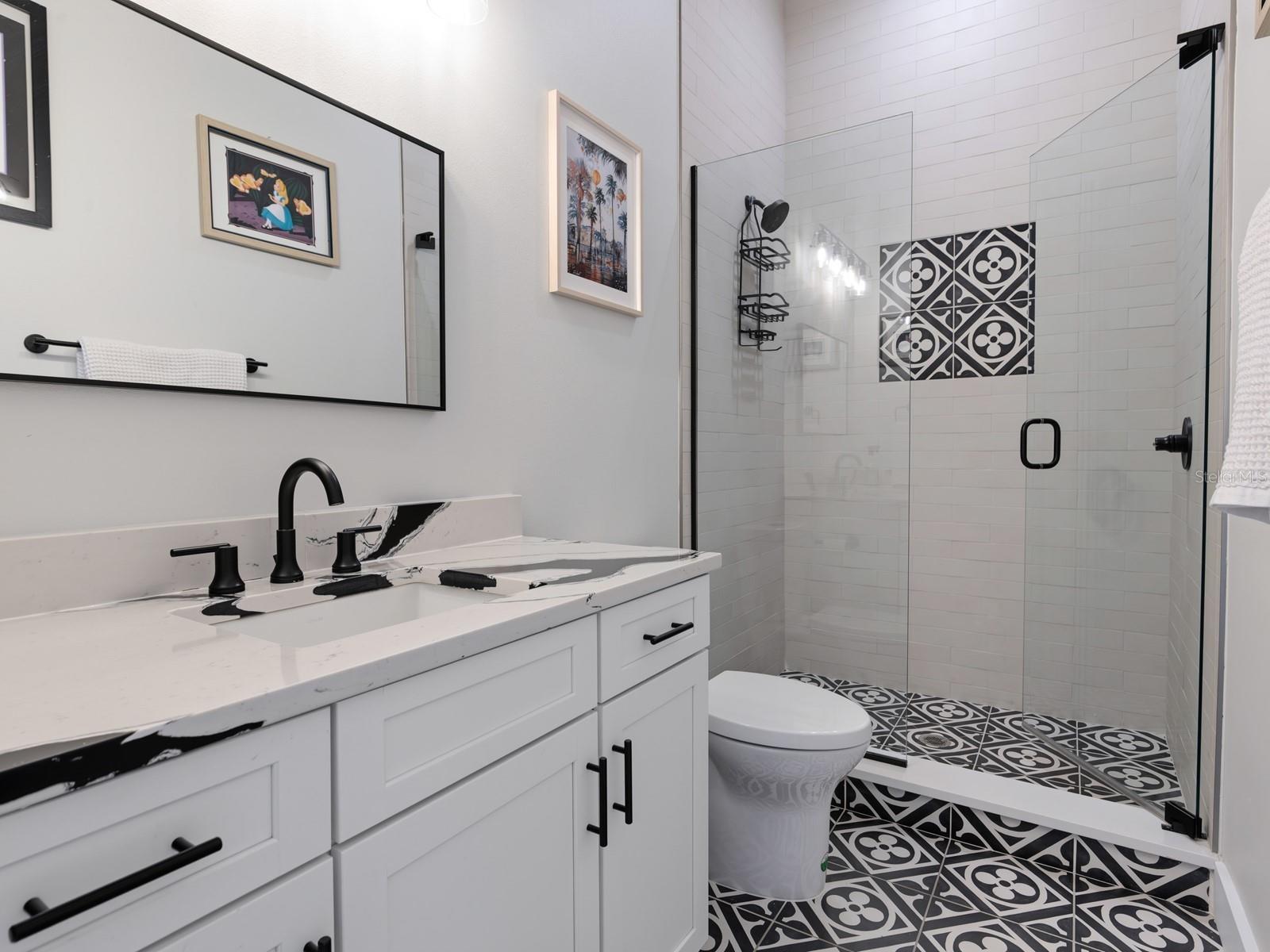 Image 7 of 38 For 64 Park Avenue