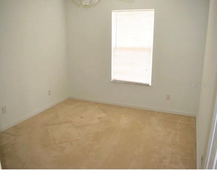 Image 11 of 25 For 521 Cresting Oak Circle 76