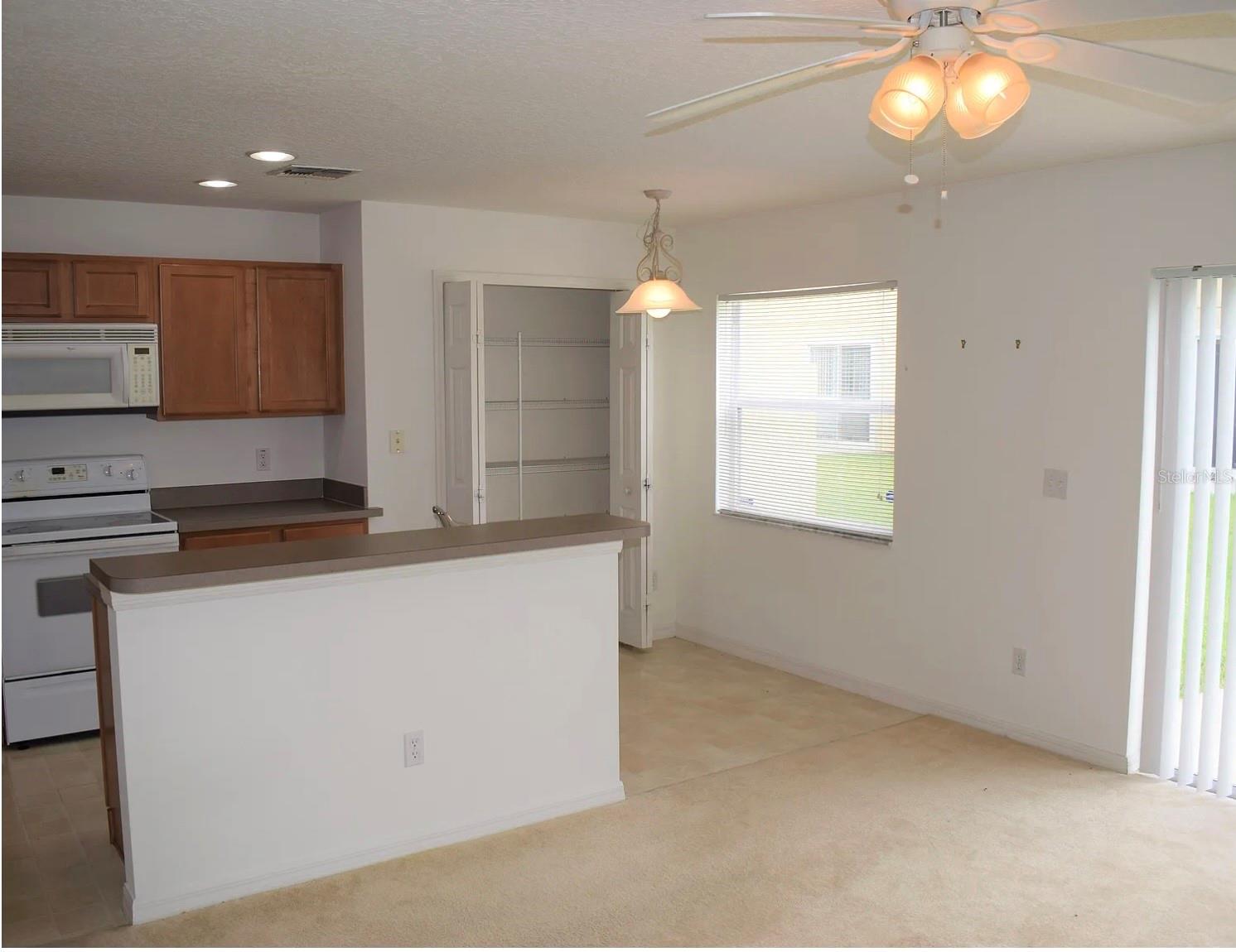 Image 20 of 25 For 521 Cresting Oak Circle 76