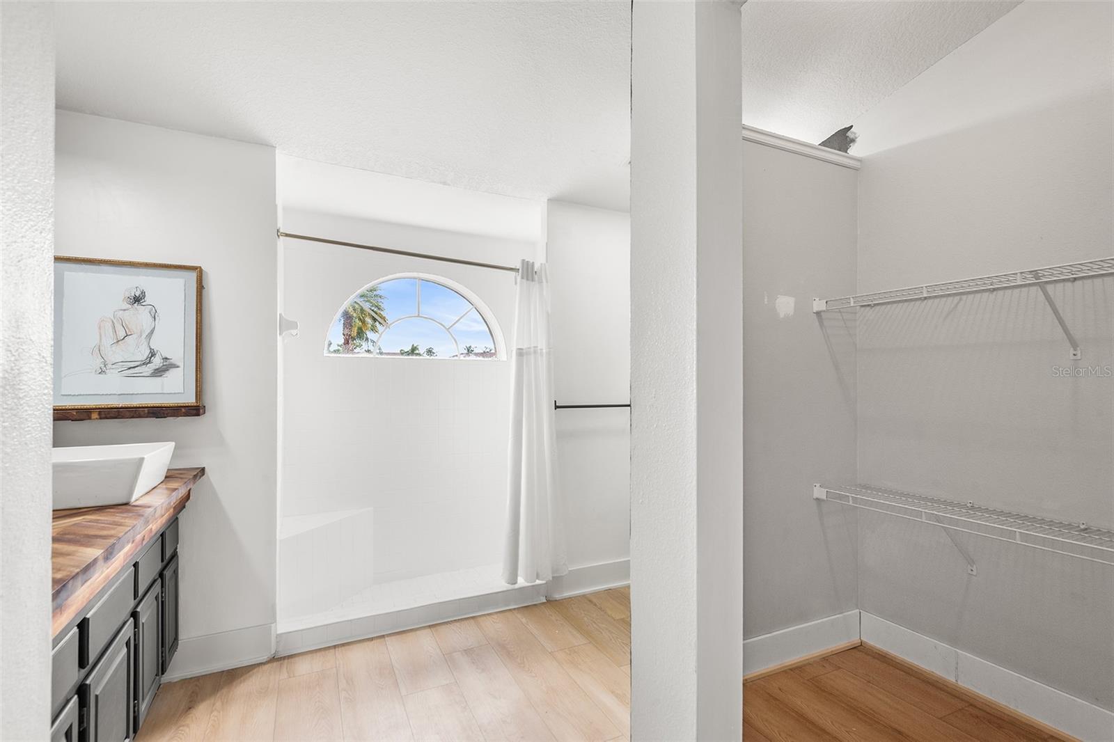 Image 12 of 28 For 8353 Pavilion Drive