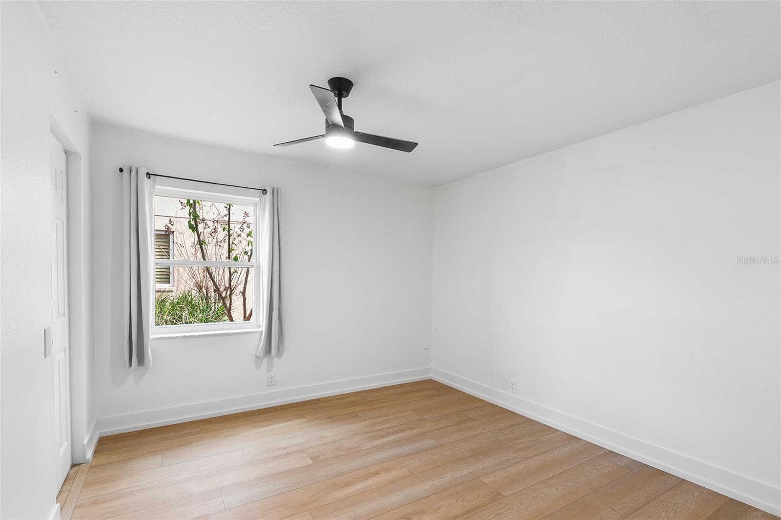 Image 16 of 28 For 8353 Pavilion Drive