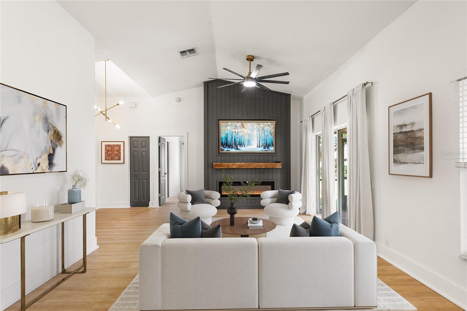 Image 4 of 28 For 8353 Pavilion Drive